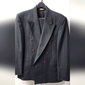 Private line double-breasted  40R 2 piece suit